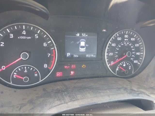 5XXGT4L38KG368270 KIA Optima S