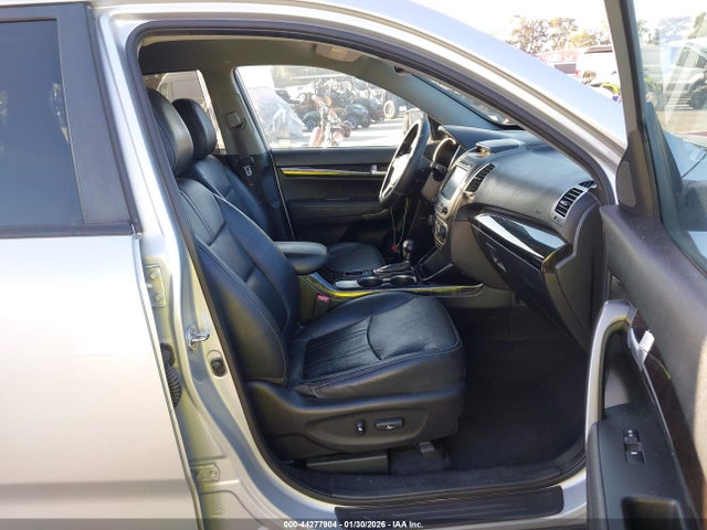 5XYKT4A61EG467696 KIA SORENTO LX