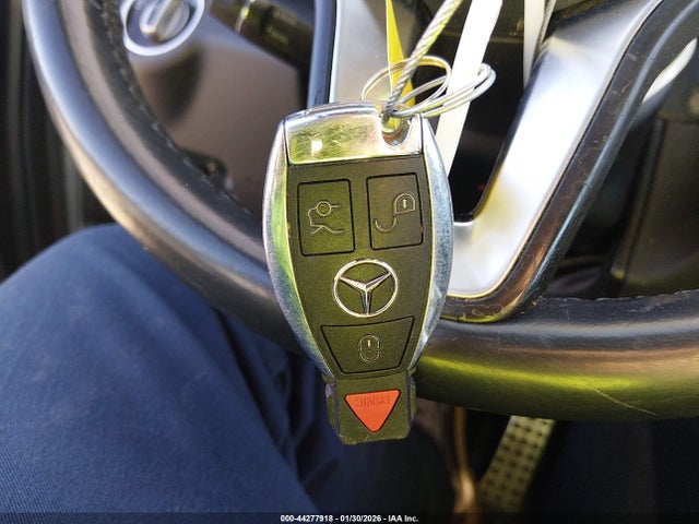 2015 MERCEDES-BENZ E 350 WDDHF5KB0FB129033 Photo 10