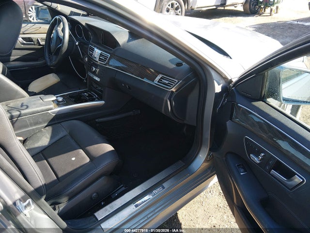 2015 MERCEDES-BENZ E 350 WDDHF5KB0FB129033 Photo 4