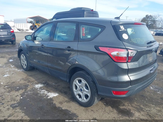 2017 FORD ESCAPE 1FMCU0F76HUC73899 Photo 2