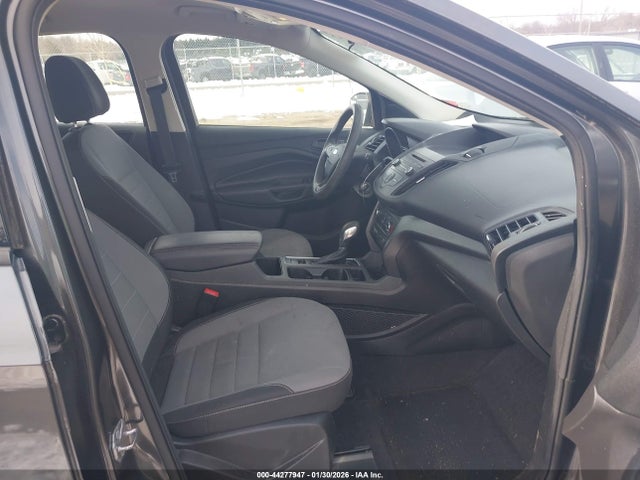 2017 FORD ESCAPE 1FMCU0F76HUC73899 Photo 4