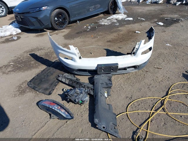 44277991 :رقم المزاد ، 1C4PJMCS3EW318361 vin ، 2014 Jeep Cherokee Latitude مزاد بيع