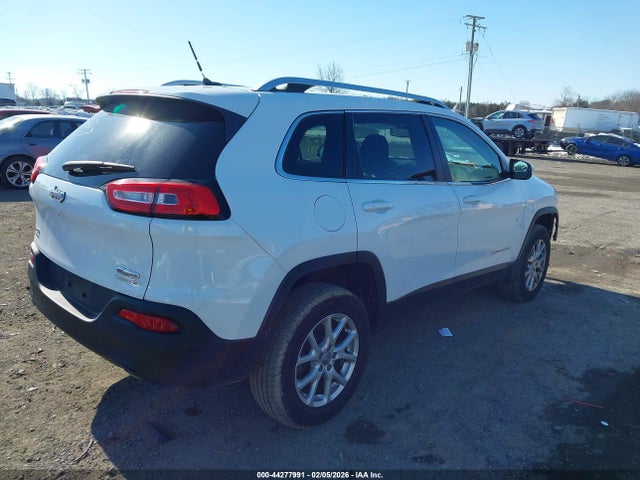 44277991 :رقم المزاد ، 1C4PJMCS3EW318361 vin ، 2014 Jeep Cherokee Latitude مزاد بيع