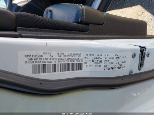 44277991 :رقم المزاد ، 1C4PJMCS3EW318361 vin ، 2014 Jeep Cherokee Latitude مزاد بيع