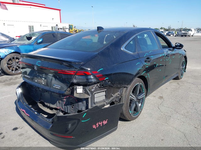 1HGCY2F58RA023880 Honda Accord Hybrid Sport