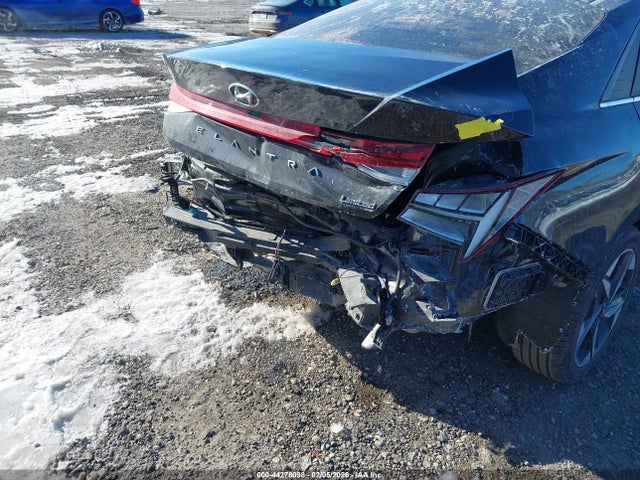 2023 Hyundai Elantra Limited მანქანა იყიდება აუქციონზე, vin: KMHLP4AG8PU522594, აუქციონის ნომერი: 44278098