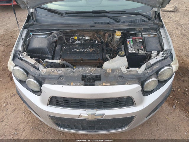 1G1JC5SH3E4228935 Chevrolet Sonic Lt Auto