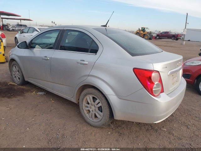 1G1JC5SH3E4228935 Chevrolet Sonic Lt Auto
