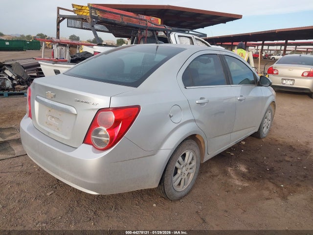 1G1JC5SH3E4228935 Chevrolet Sonic Lt Auto
