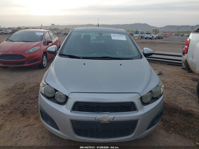 1G1JC5SH3E4228935 Chevrolet Sonic Lt Auto