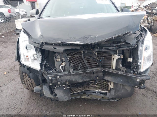 3GYFNEE31FS508629 Cadillac Srx Luxury Collection