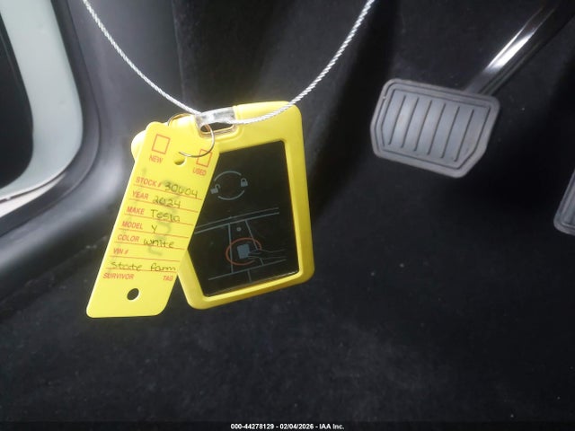 2024 TESLA MODEL Y 7SAYGDED3RF109037 Photo 10