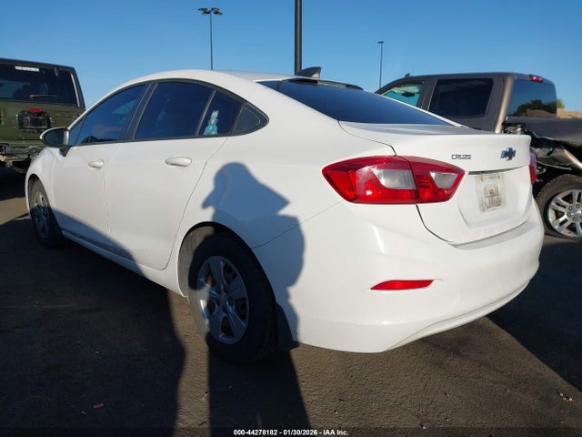 1G1BC5SM0J7200956 Chevrolet Cruze Ls Auto