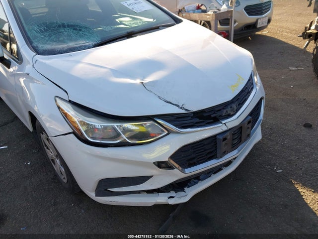 1G1BC5SM0J7200956 Chevrolet Cruze Ls Auto