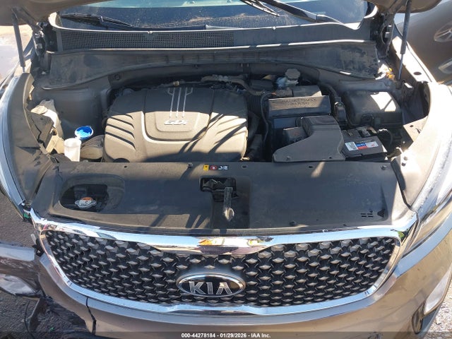 5XYPK4A52JG370940 KIA Sorento 3.3l Sx