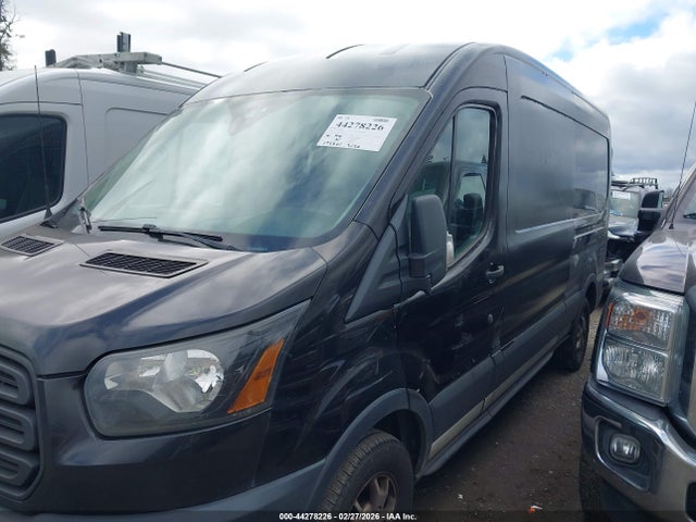 Ford Transit-250 2015 1FTYR2CM6FKA73065 Image 17