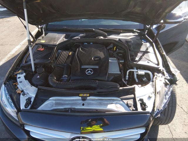 55SWF4JBXFU078164 Mercedes-Benz C 300