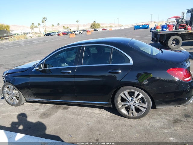 55SWF4JBXFU078164 Mercedes-Benz C 300