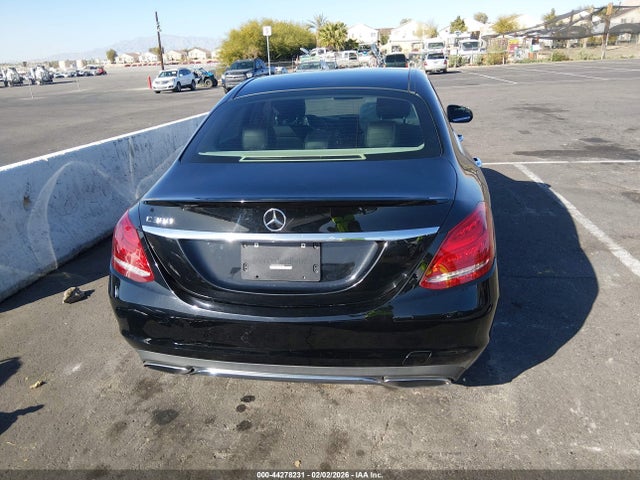 55SWF4JBXFU078164 Mercedes-Benz C 300