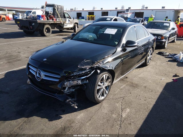 55SWF4JBXFU078164 Mercedes-Benz C 300