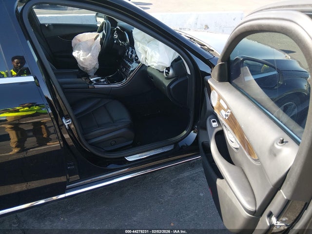 55SWF4JBXFU078164 Mercedes-Benz C 300