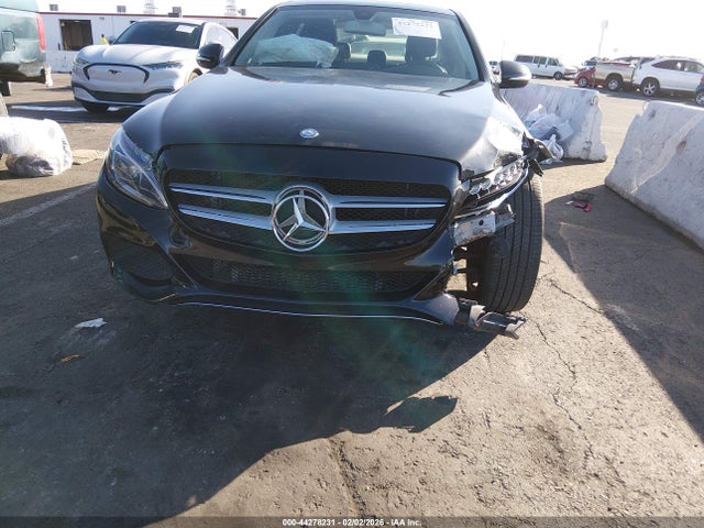 55SWF4JBXFU078164 Mercedes-Benz C 300