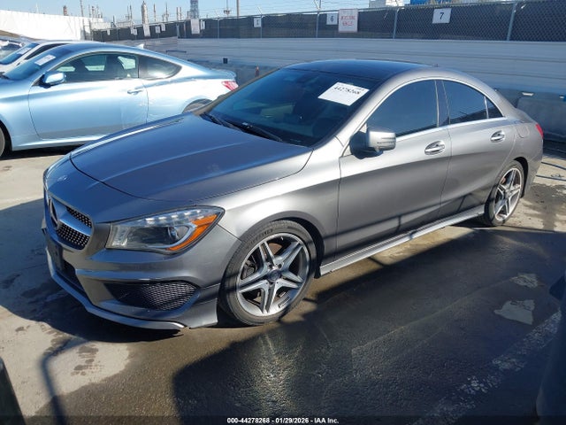 Mercedes-Benz CLA 250 2014 WDDSJ4EB7EN055438 Image 2