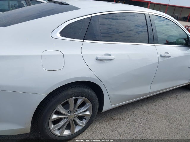 1G1ZD5ST8KF108455 Chevrolet MALIBU LT