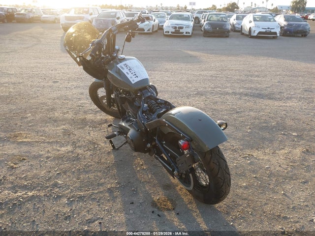 2021 HARLEY-DAVIDSON FXBBS 1HD1YYK21MB047976 Photo 2