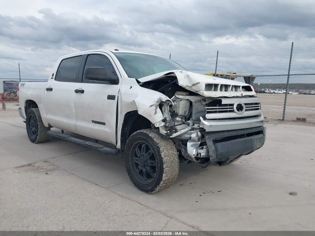2016 TOYOTA TUNDRA 5TFDW5F14GX550929