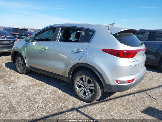 2018 KIA SPORTAGE KNDPM3AC4J7312585 Photo 2