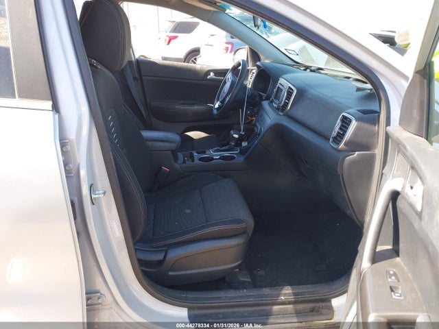 2018 KIA SPORTAGE KNDPM3AC4J7312585 Photo 4