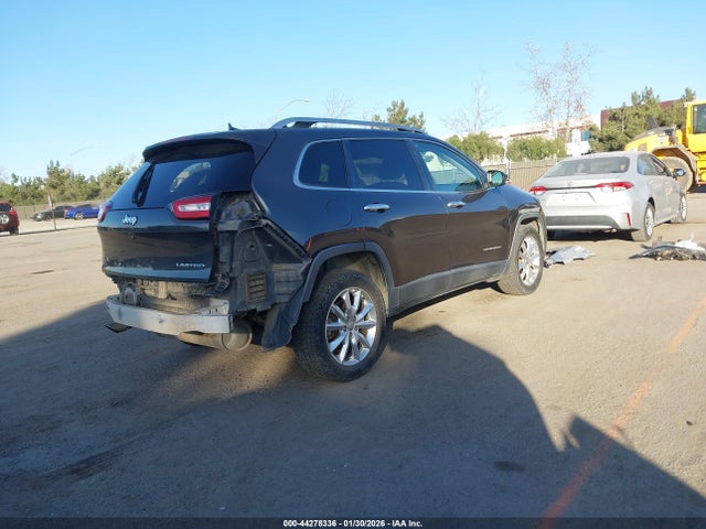 1C4PJMDB7GW218491 Jeep Cherokee Limited