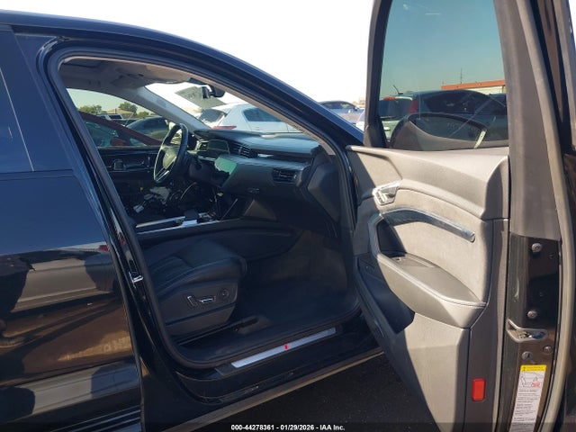 2022 AUDI E-TRON SPORTBACK WA13ABGE7NB022347 Photo 4