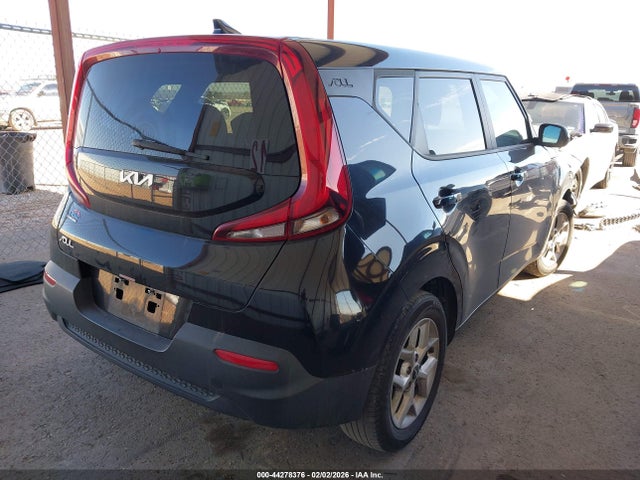 2022 KIA SOUL KNDJ23AU1N7180184 Photo 3
