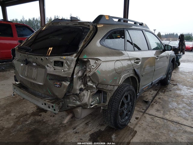 4S4BTGUDXN3136319 Subaru Outback Wilderness