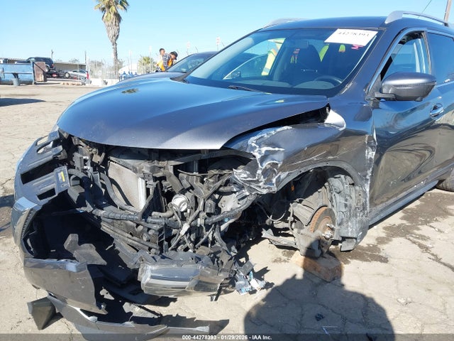 JN8AT2MT8HW395294 Nissan ROGUE SV