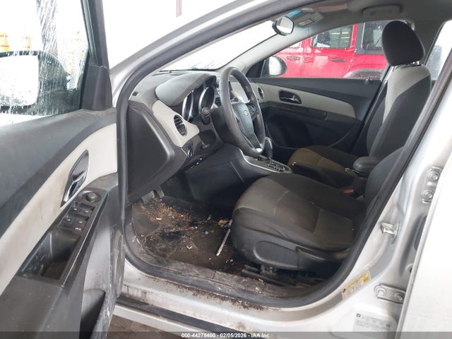 1G1PA5SGXE7115540 Chevrolet Cruze Ls Auto