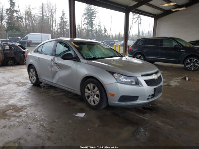 1G1PA5SGXE7115540 Chevrolet Cruze Ls Auto