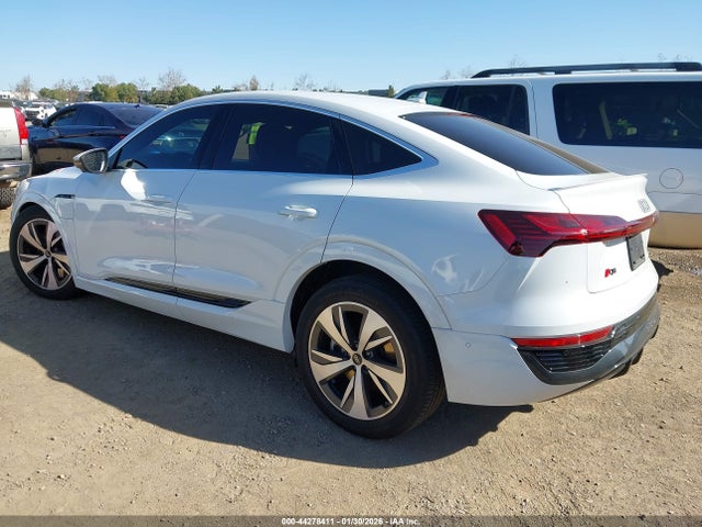 Продажа на аукционе авто 2024 Audi Q8 E-tron S Line Premium Plus Quattro, vin: WA1CAAGE6RB024946, номер лота: 44278411