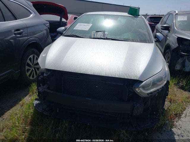 3KPF24AD1KE084126 KIA Forte Lxs