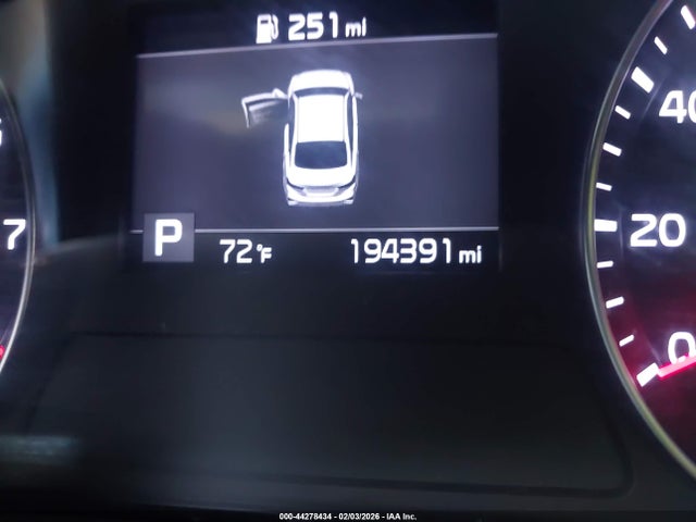 3KPF24AD1KE084126 KIA Forte Lxs
