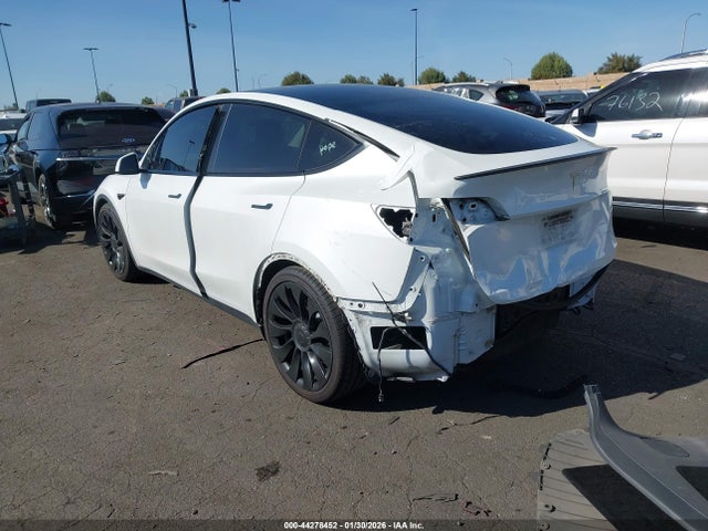 2020 TESLA MODEL Y 5YJYGDEF7LF001963 Photo 2