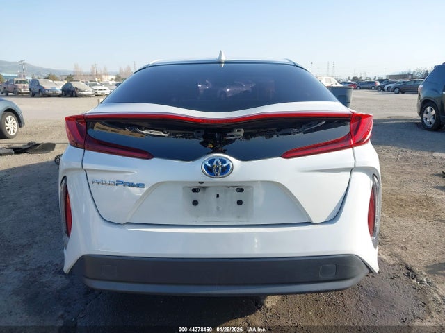 JTDKAMFP1M3177940 Toyota Prius Prime Le