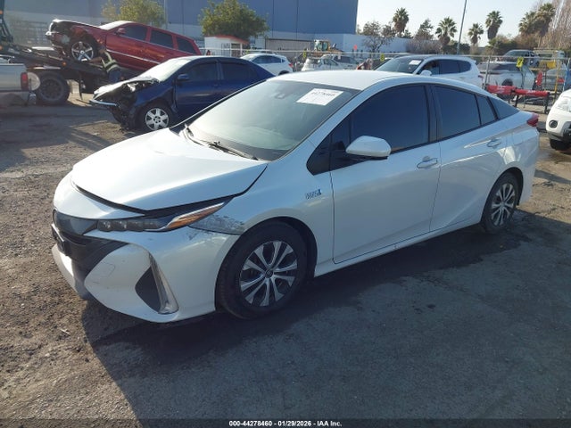JTDKAMFP1M3177940 Toyota Prius Prime Le