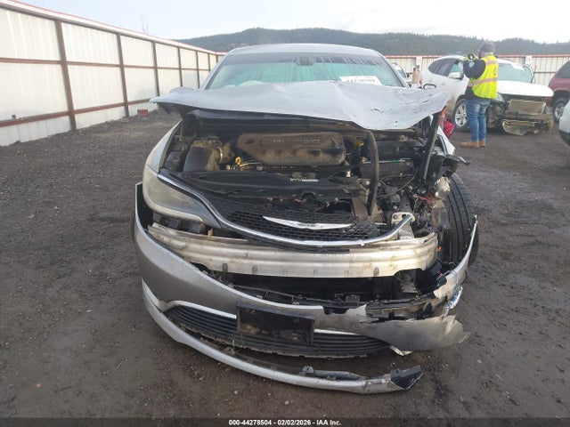 44278504 :رقم المزاد ، 1C3CCCABXFN579360 vin ، 2015 Chrysler 200 Limited مزاد بيع