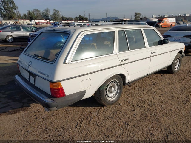 1984 MERCEDES-BENZ 300 WDBAB93AXEF022839 Photo 3