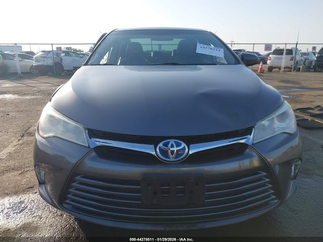 4T1BD1FK8HU215797 Toyota Camry Hybrid Le