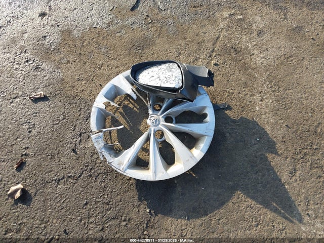 4T1BD1FK8HU215797 Toyota Camry Hybrid Le
